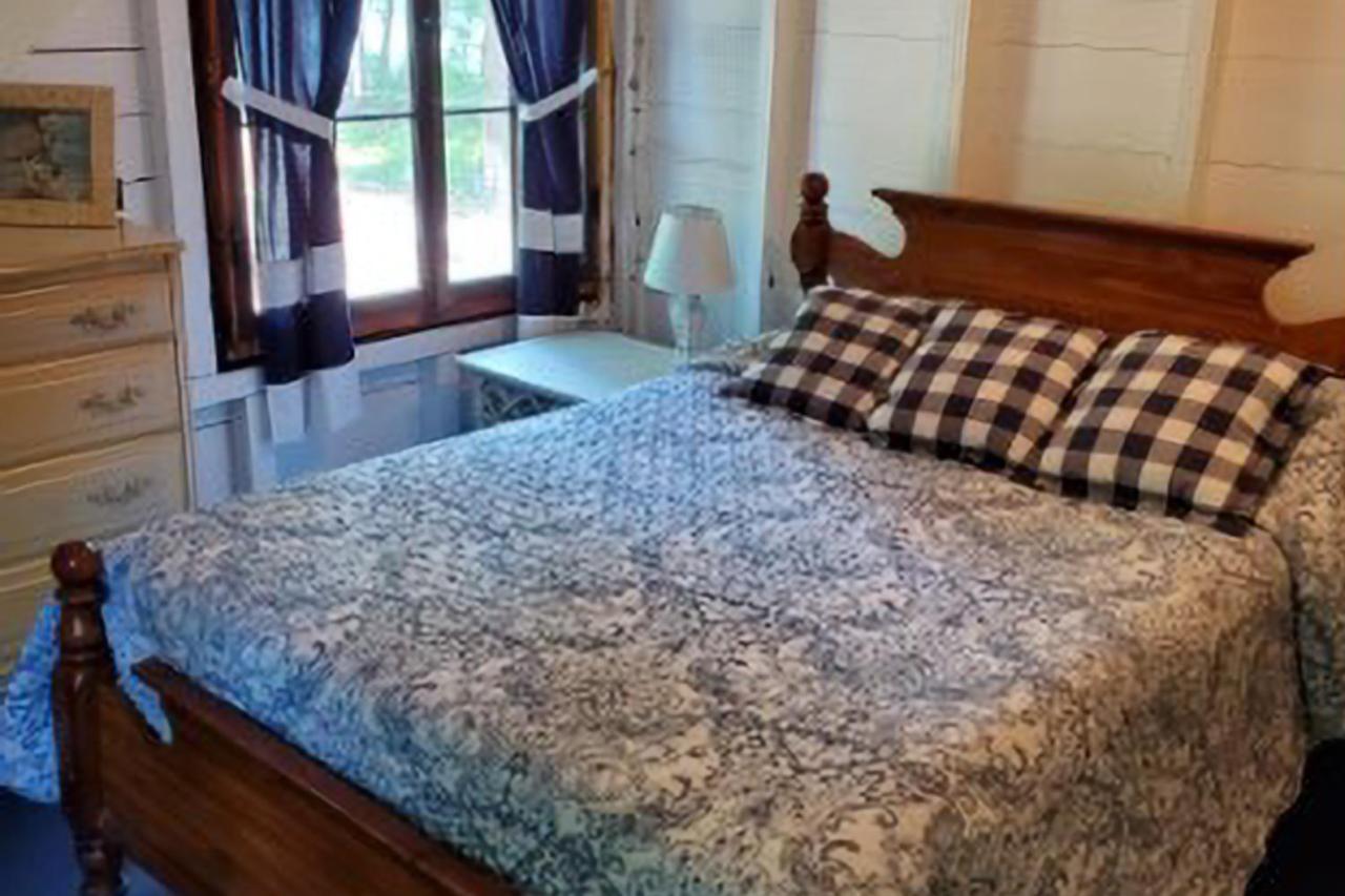 Meredith Lakefront Lodge On Lake Winnipesaukee Eksteriør bilde