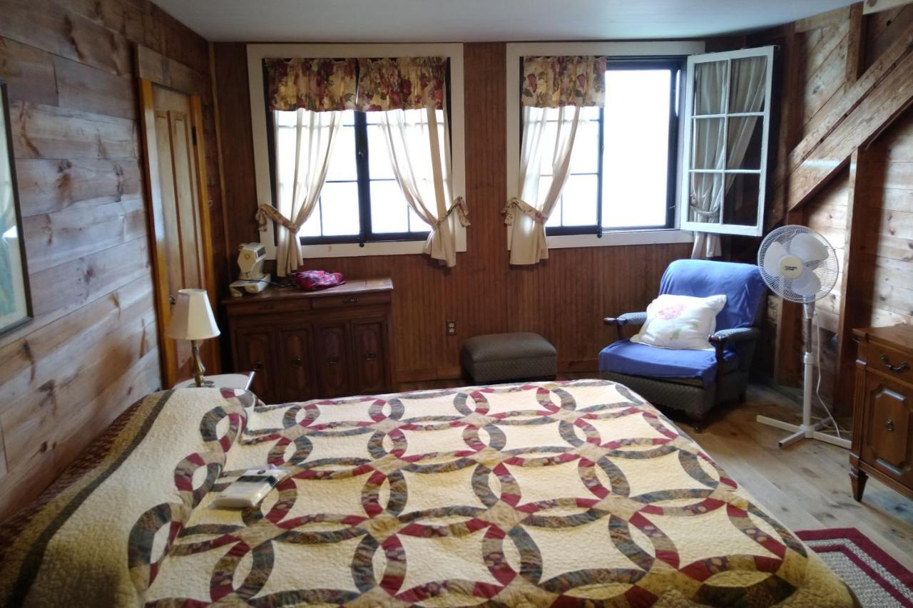 Meredith Lakefront Lodge On Lake Winnipesaukee Eksteriør bilde